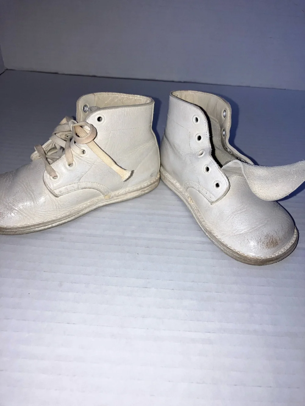 Vintage Cream Leather Lace-Up Baby Boots